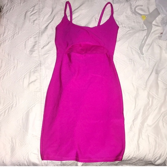 FASHION NOVA HOT PINK MINI DRESS - Picture 4 of 4